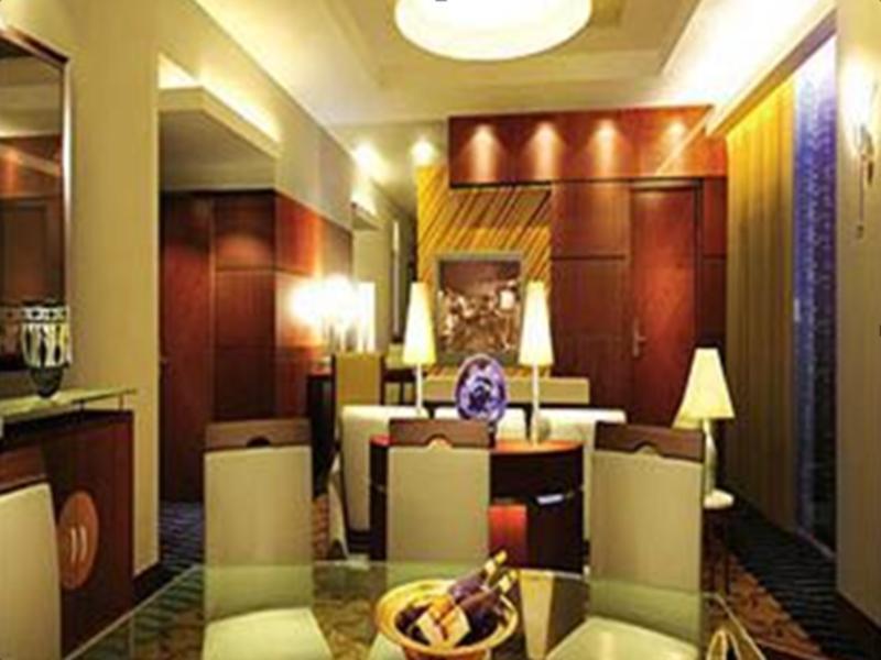 Great Tang Hotel Шанхай Екстериор снимка