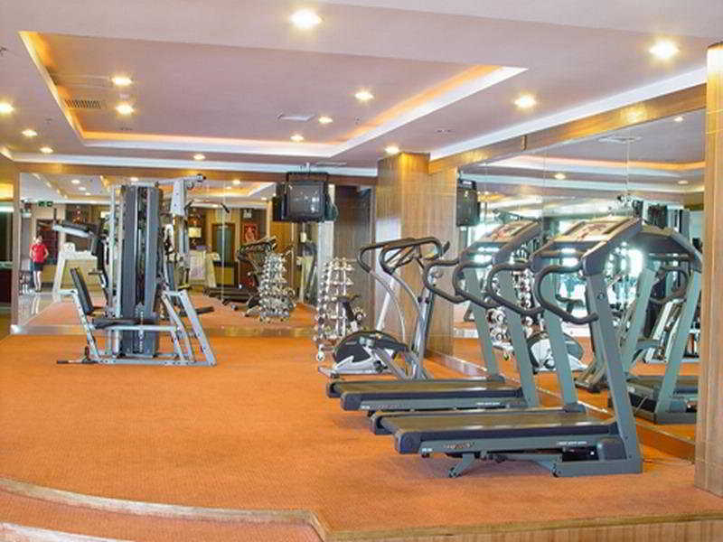 Great Tang Hotel Шанхай Екстериор снимка